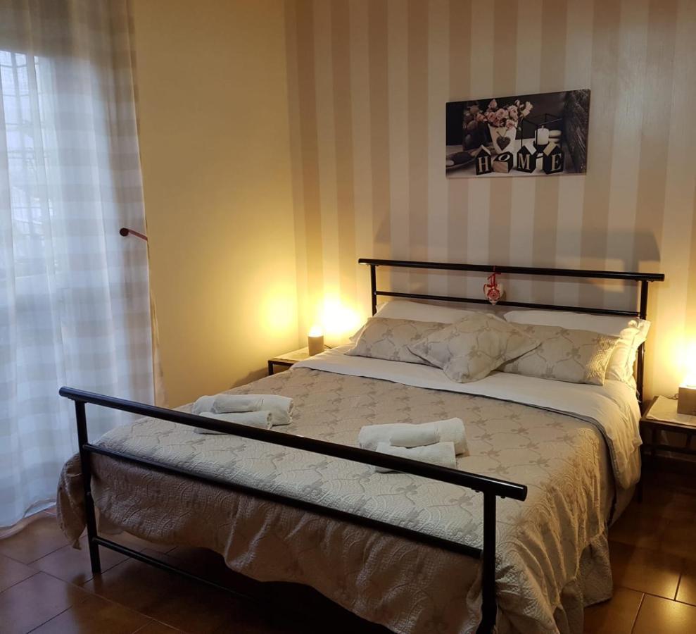 Iris Appartamenti Santa Maria La Carità Zewnętrze zdjęcie