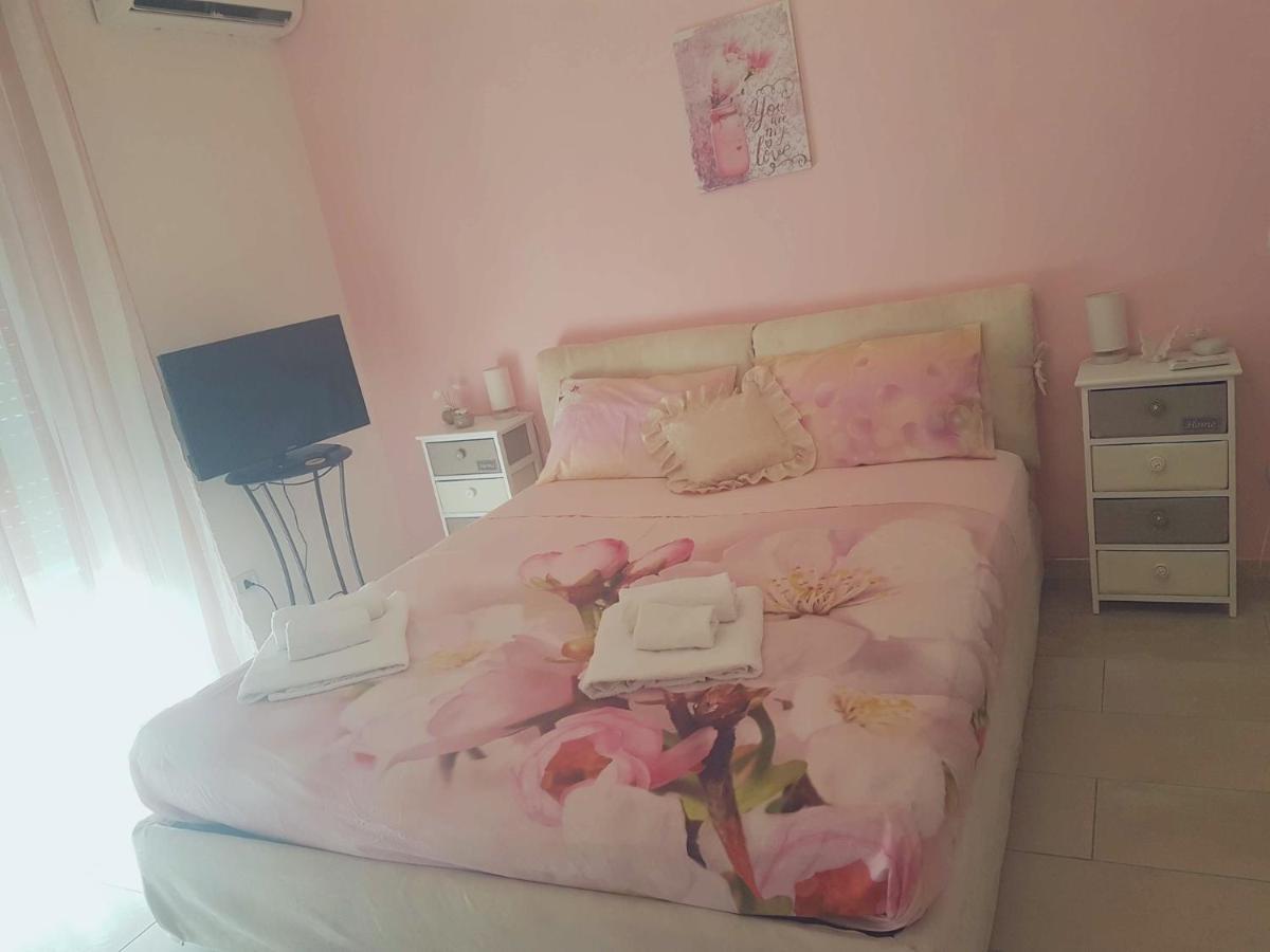 Iris Appartamenti Santa Maria La Carità Zewnętrze zdjęcie